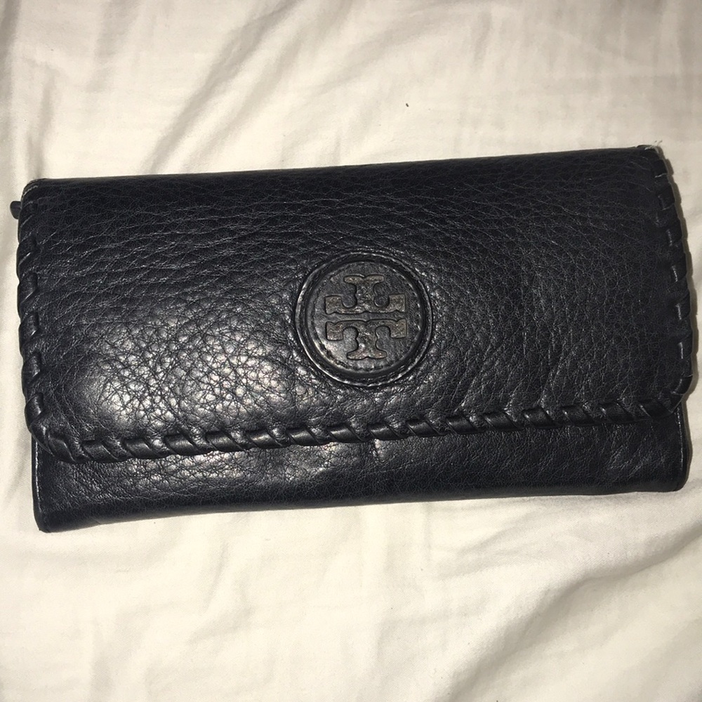 Black Pebble Leather Tory Burch Wallet